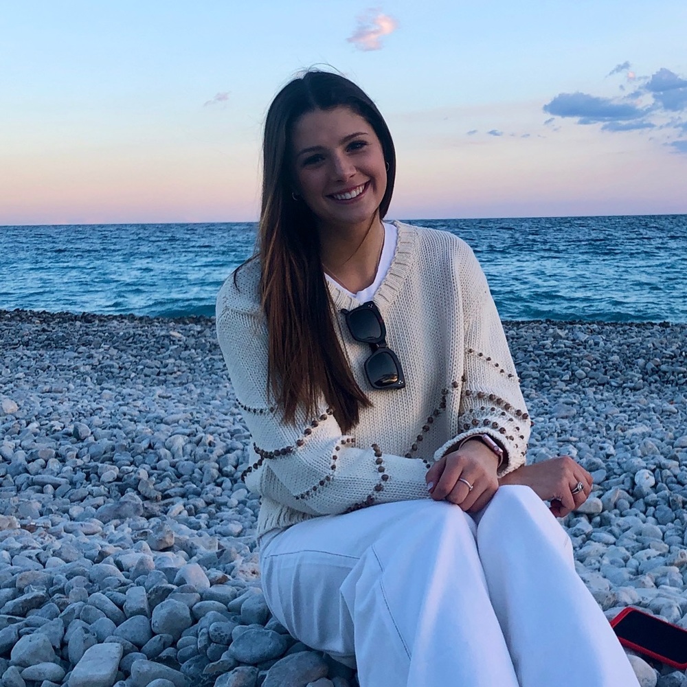 Meet your Posher, Lauren